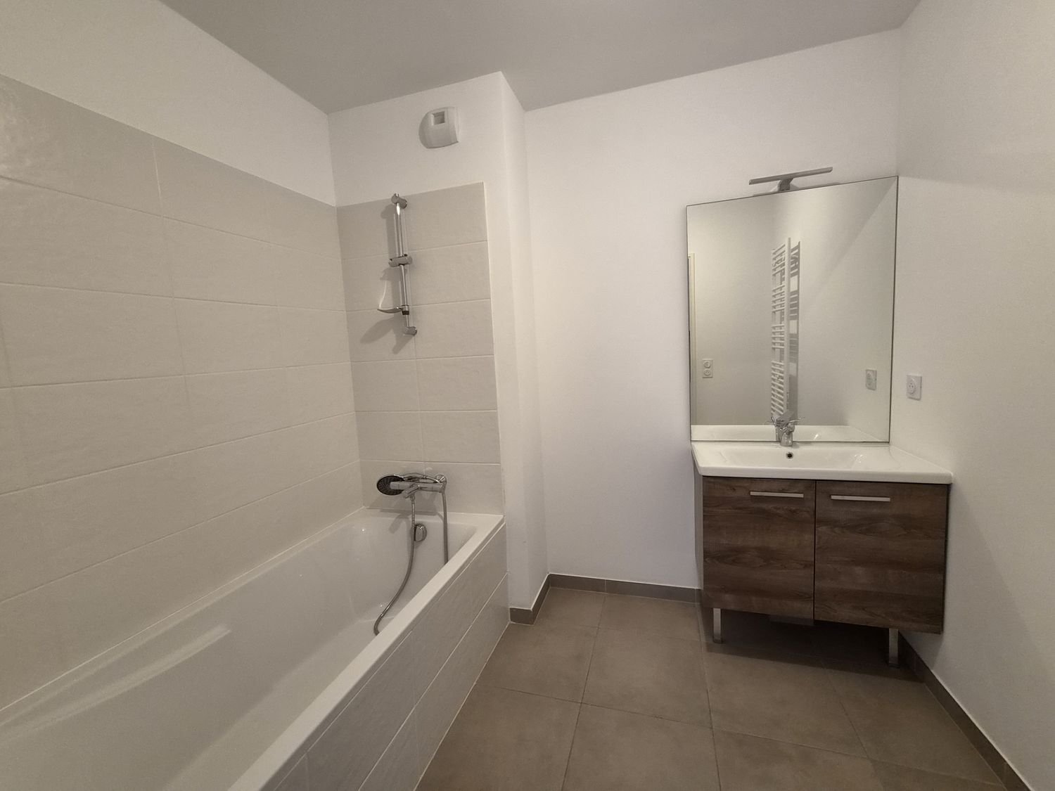 Appartement à louer, 71m², Nice