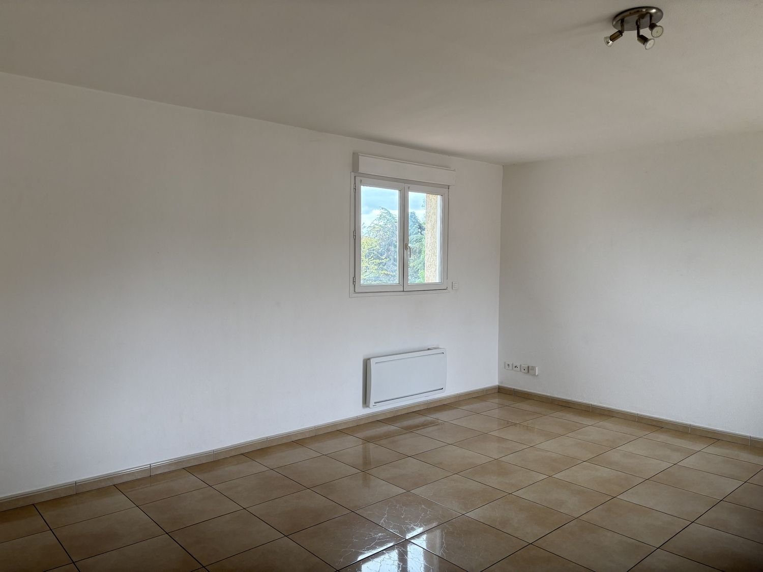 Appartement à louer, 71m², Castelginest