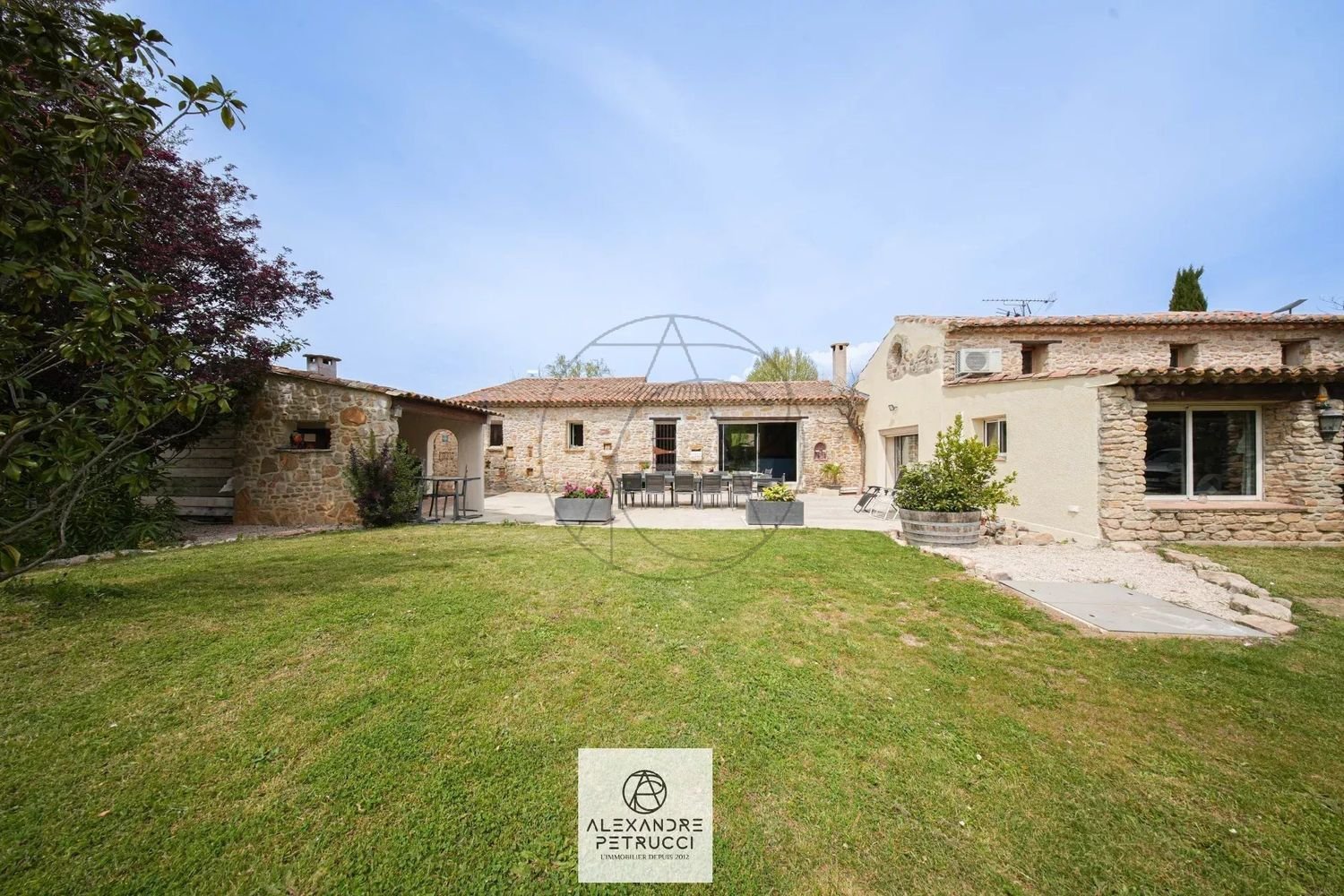 Maison à vendre, 288m², Trets