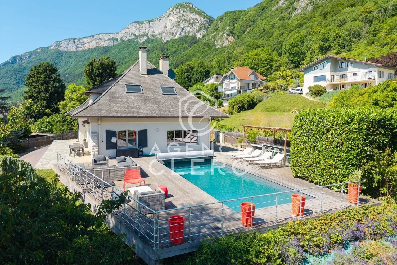 Maison à vendre, 242m², Veyrier-du-Lac