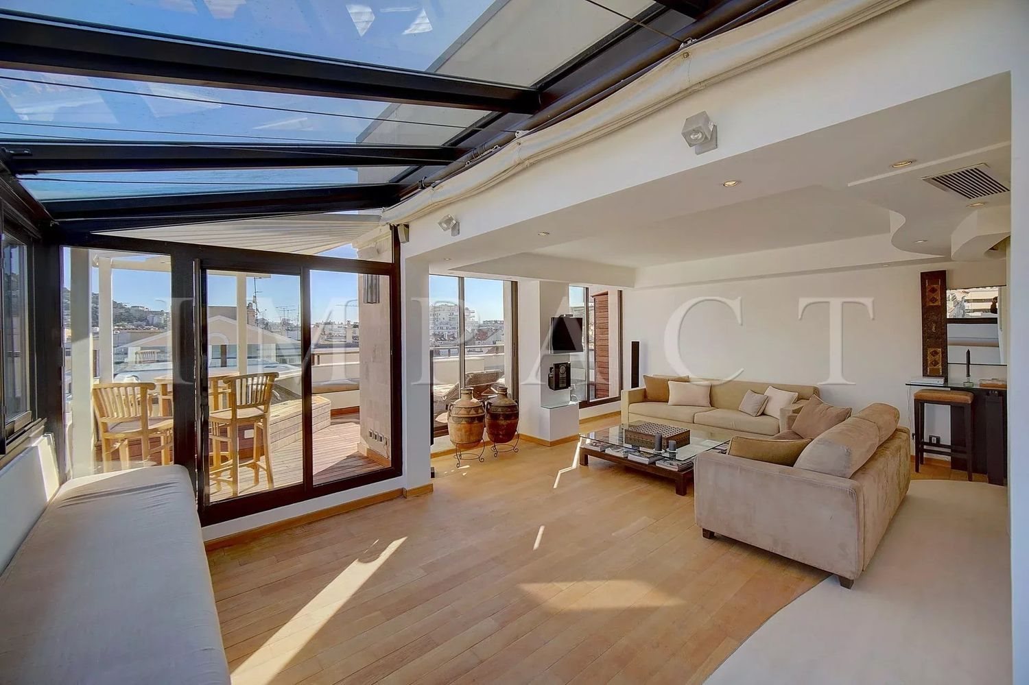 Appartement à louer, 80m², Cannes