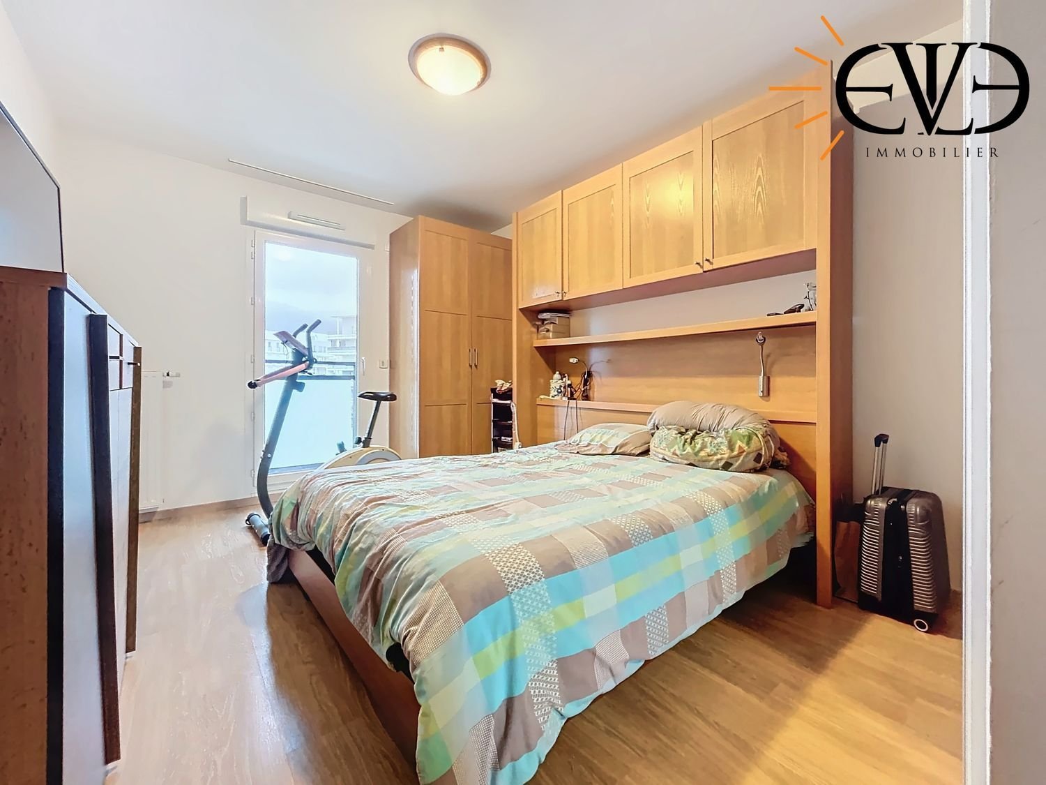 Appartement à vendre, 73m², Saint-Genis-Pouilly
