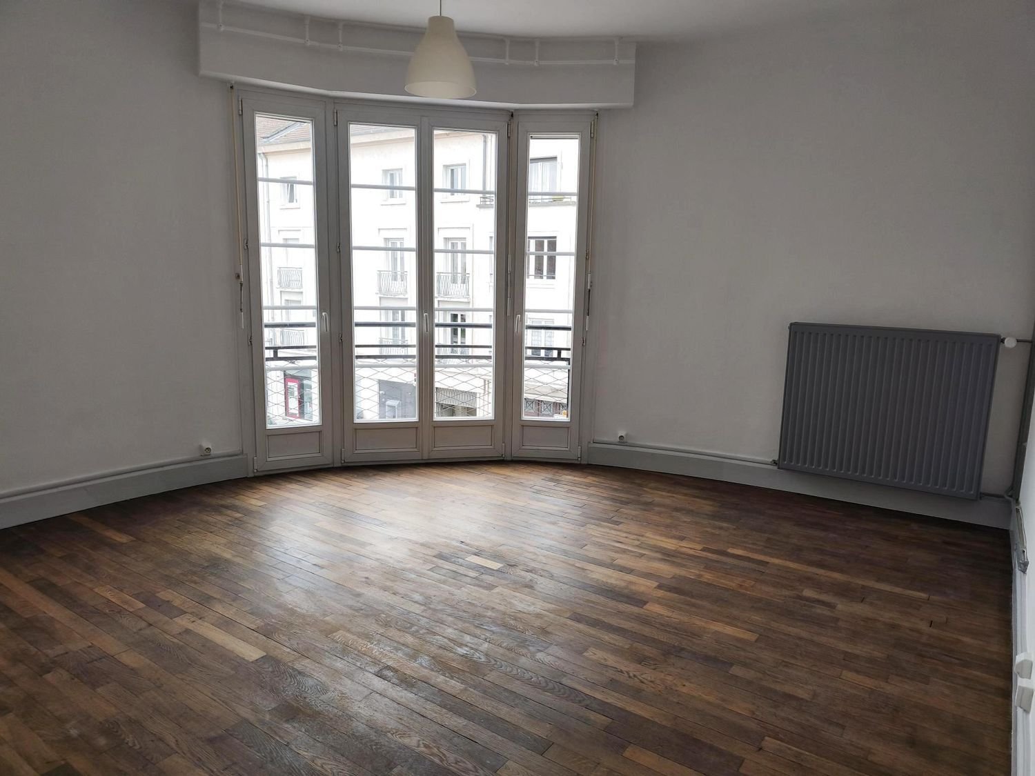 Appartement à louer, 41m², Charmes