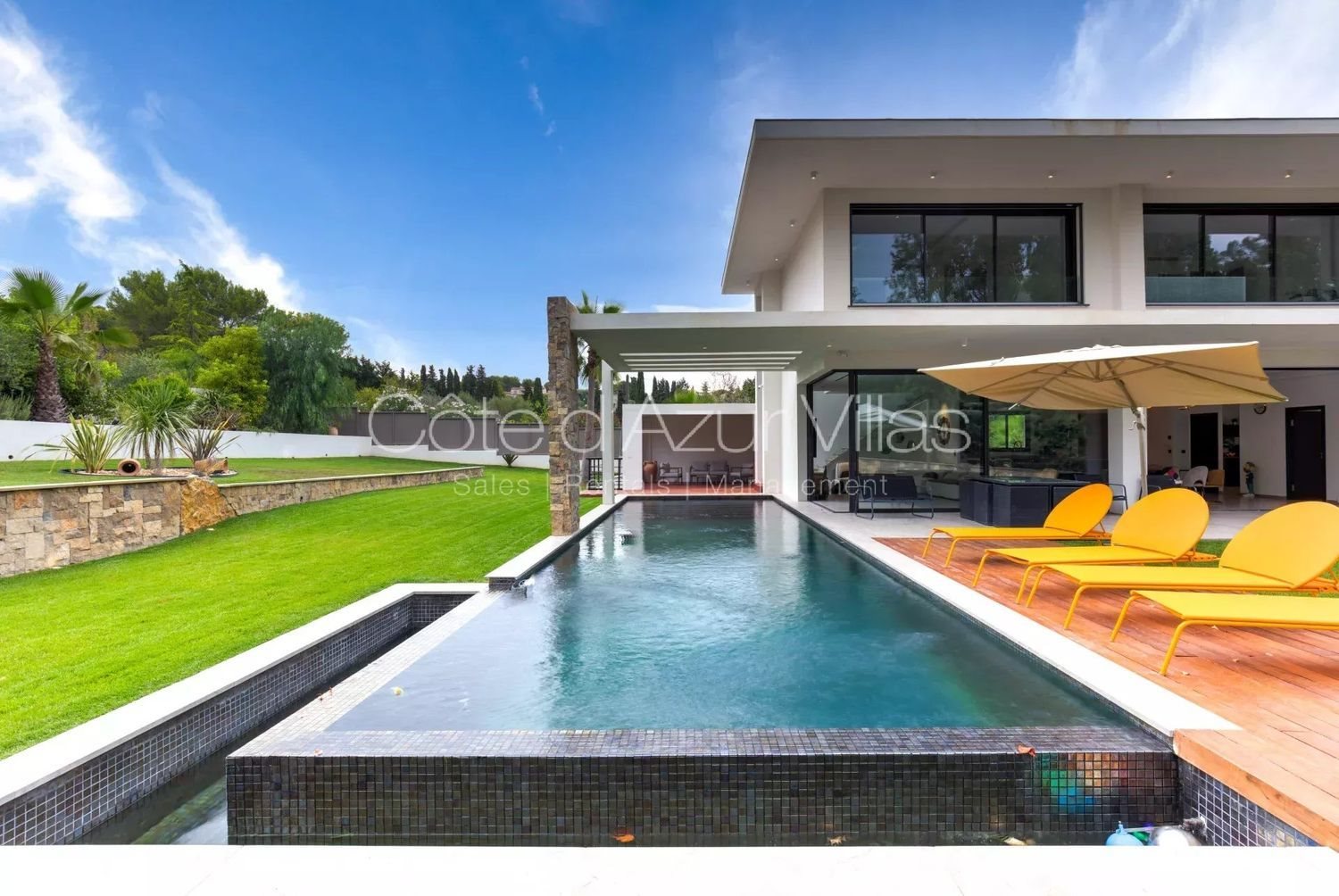 Maison à louer, 300m², Mougins