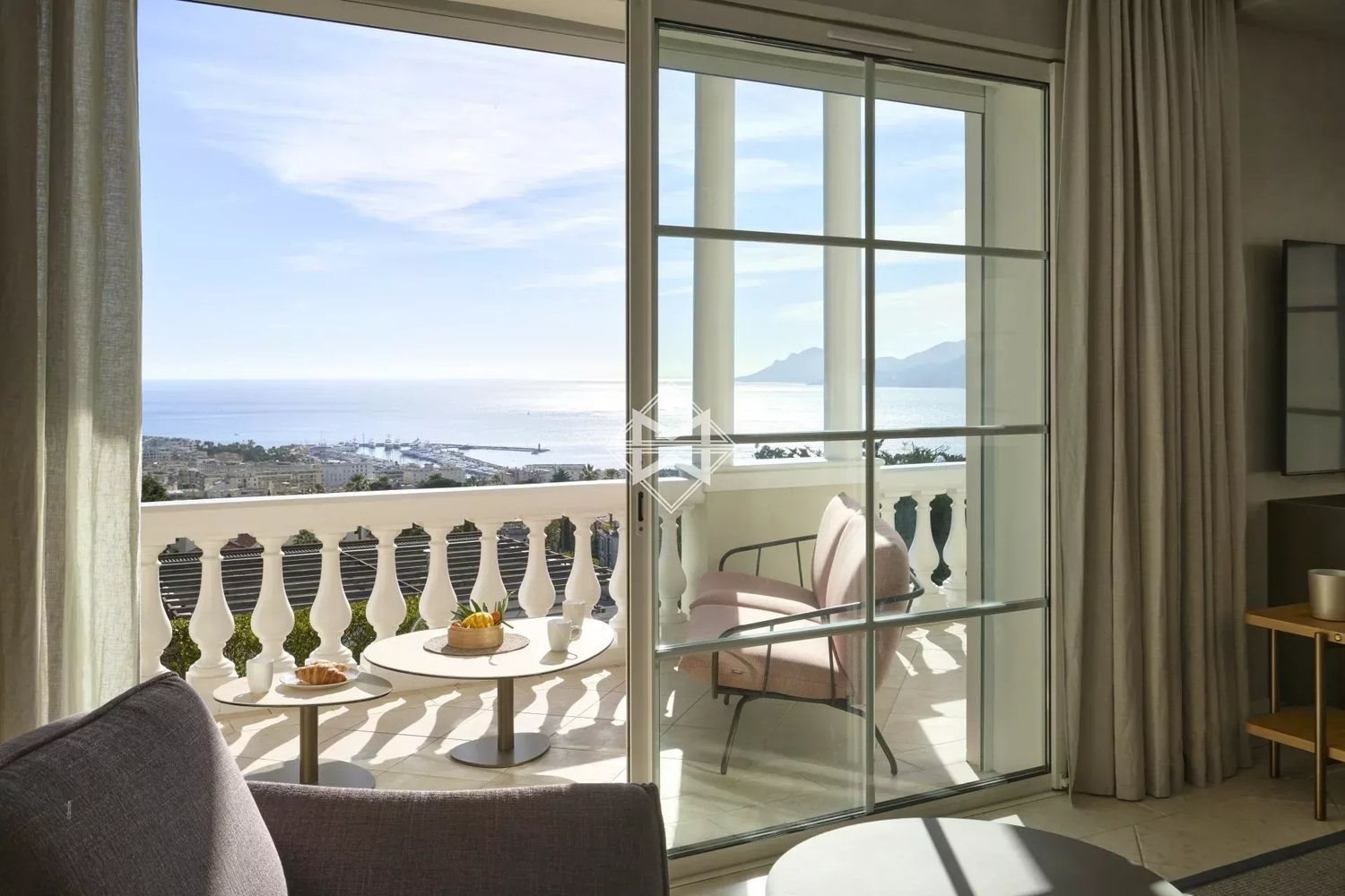 Maison à louer, 450m², Cannes