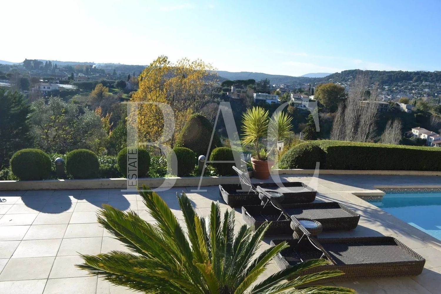 Maison à vendre, 300m², Saint-Paul-de-Vence