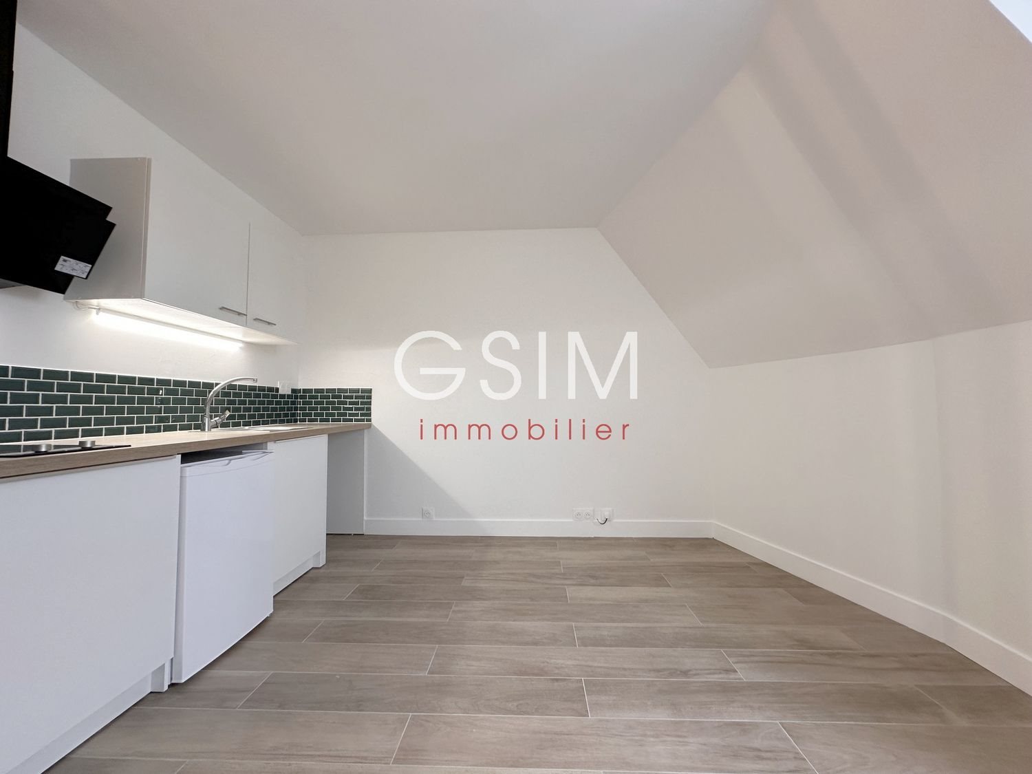 Appartement à louer, 21m², Garches