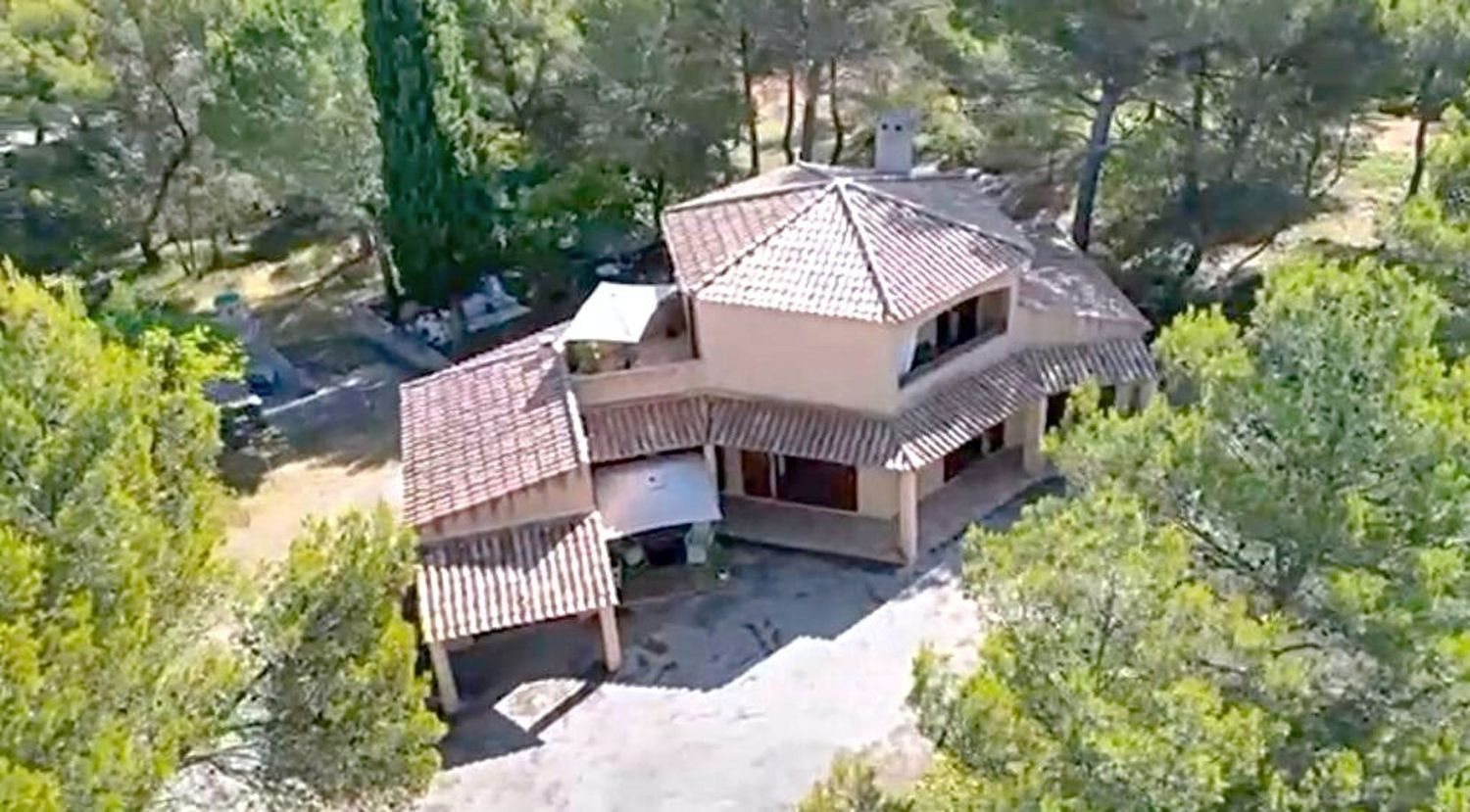 Maison à vendre, 158m², Châteauneuf-le-Rouge