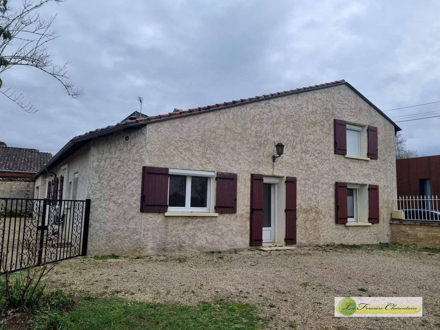 Maison à louer, 101m², Mansle