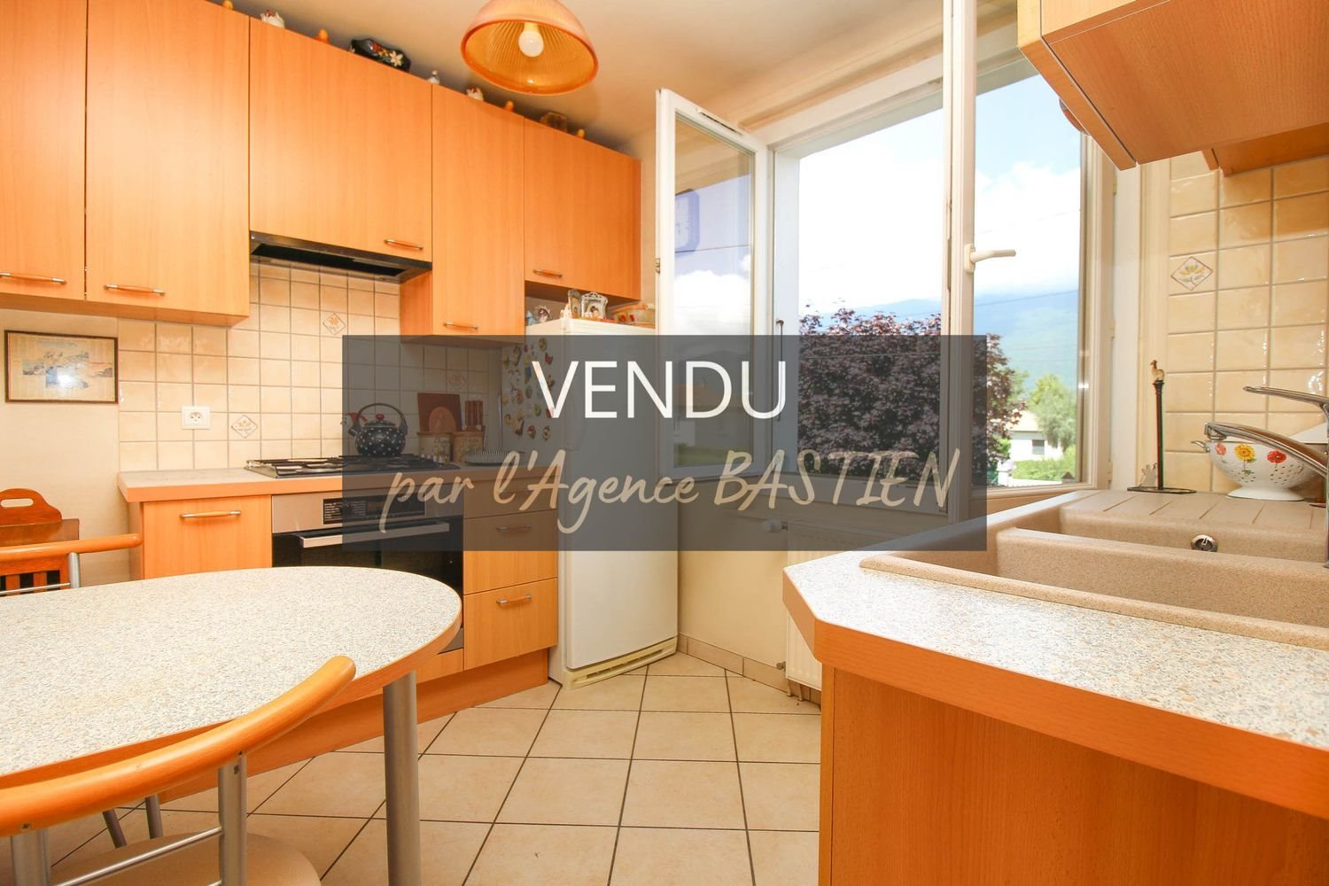 Maison à vendre, 75m², Saint-Genis-Pouilly