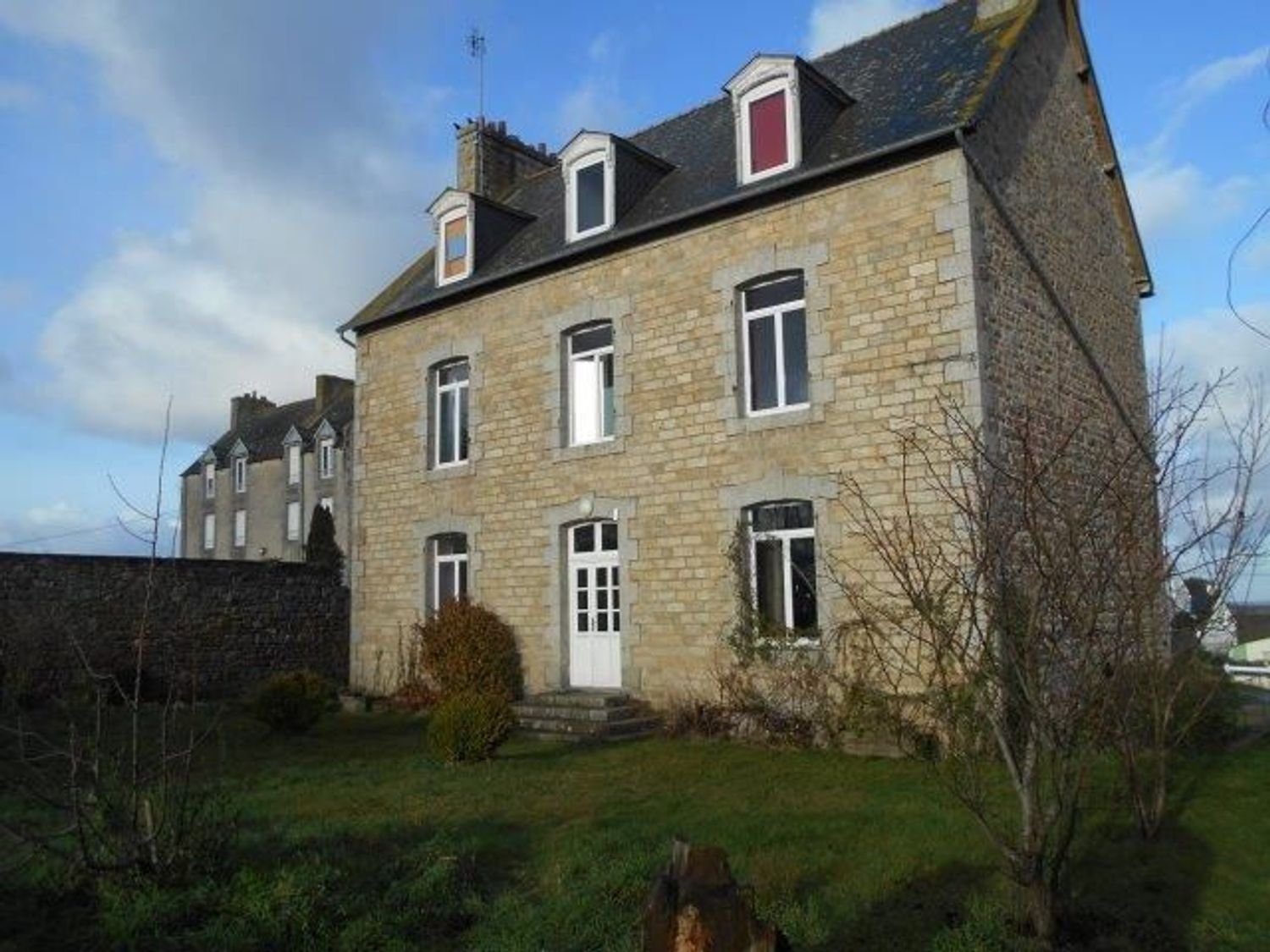 Maison à vendre, 213m², Bégard