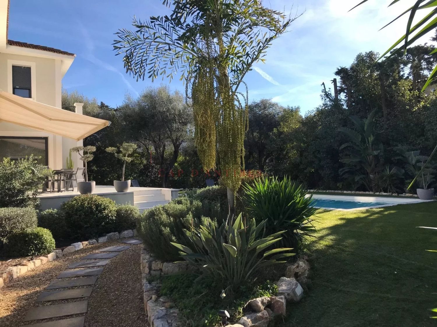 Maison à louer, 220m², Antibes