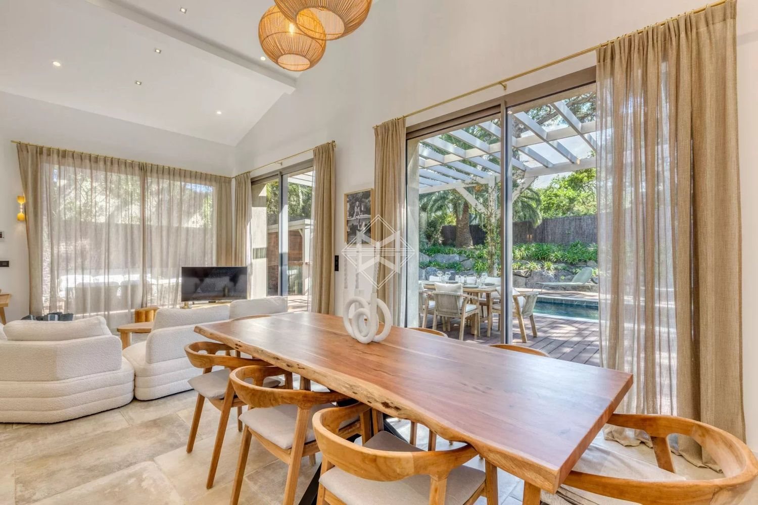 Maison à louer, 163m², Saint-Tropez
