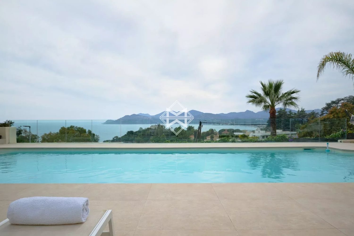 Maison à louer, 300m², Cannes