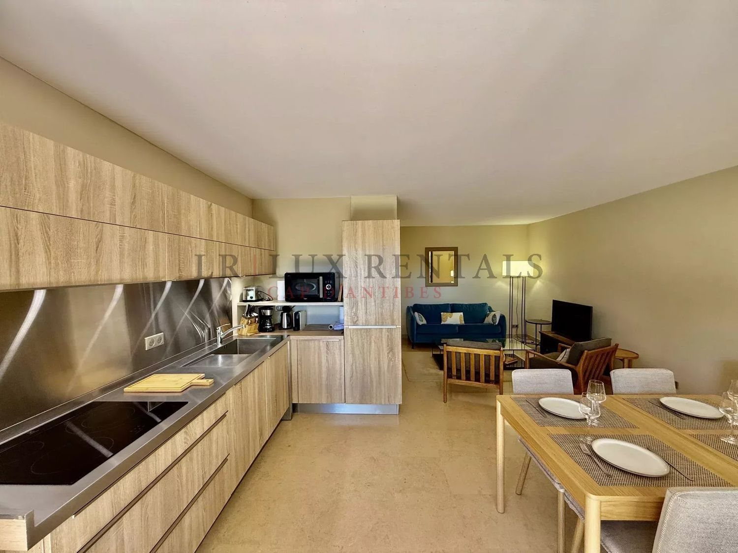 Appartement à louer, 60m², Antibes