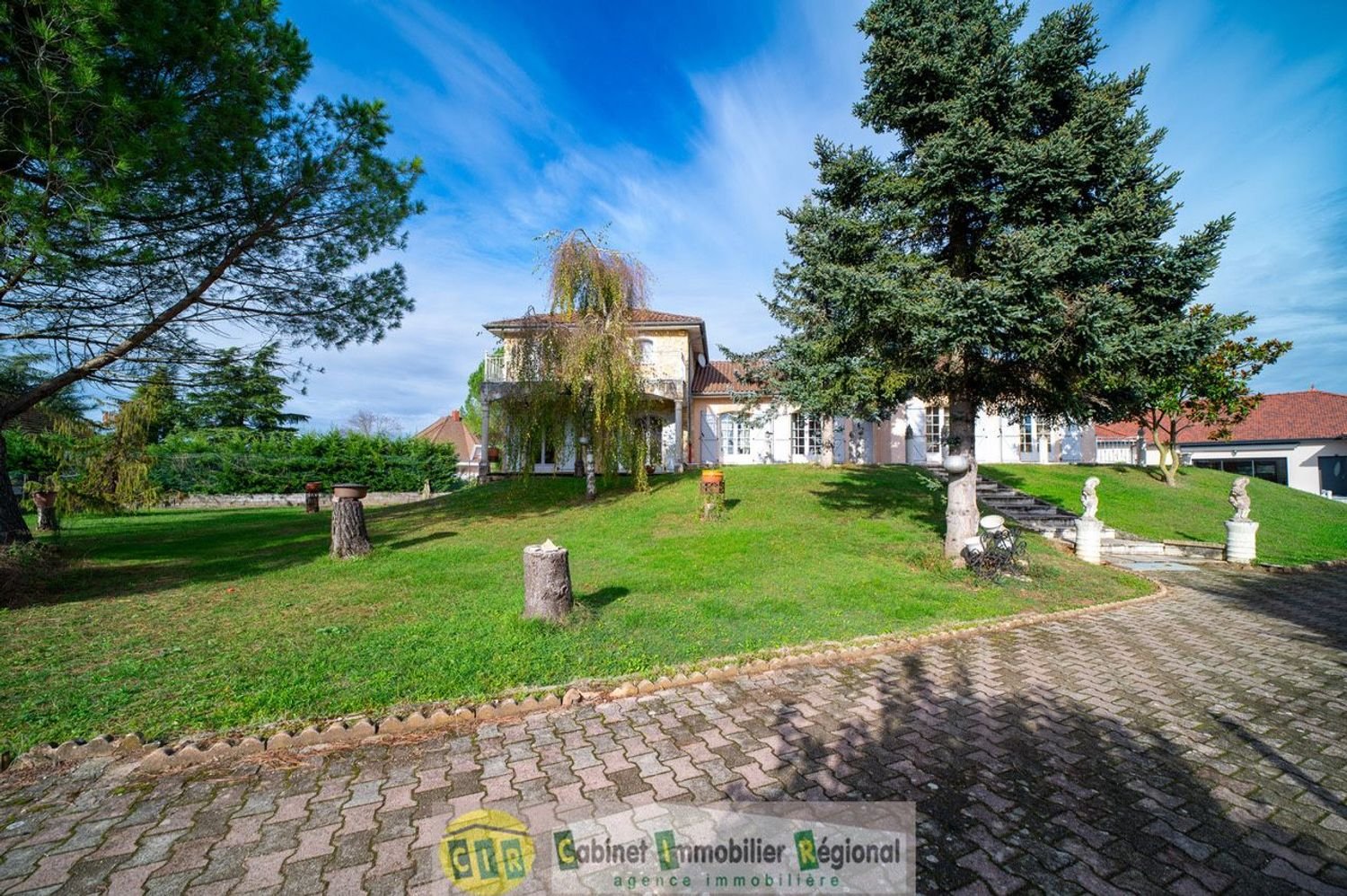 Maison à vendre, 189m², Saint-Romain-de-Jalionas
