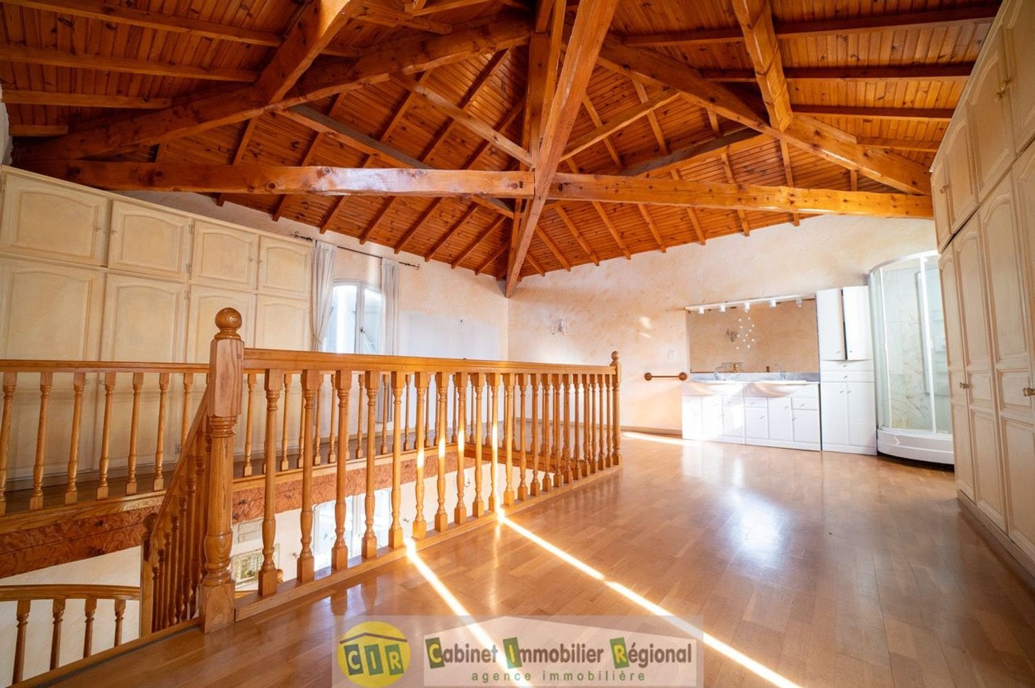 Maison à vendre, 189m², Saint-Romain-de-Jalionas