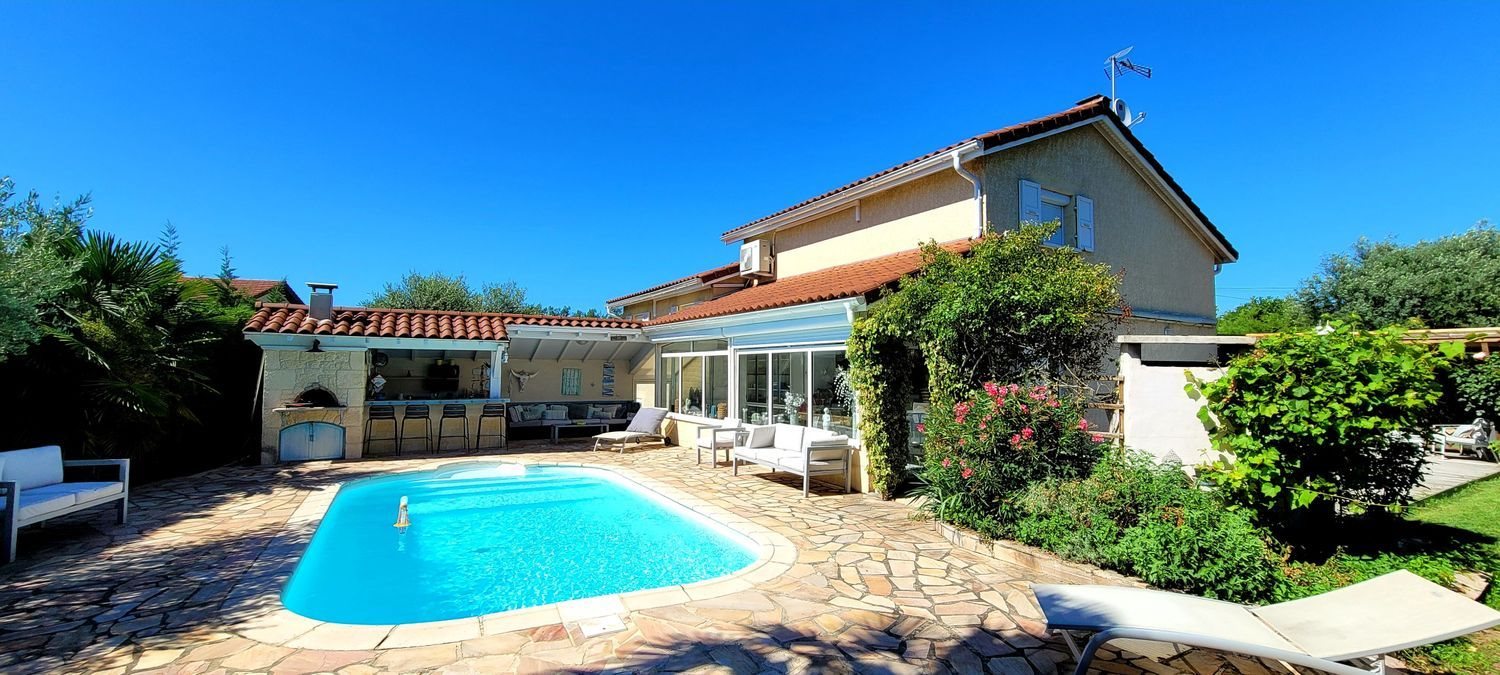 Maison à vendre, 200m², L'Isle-d'Abeau
