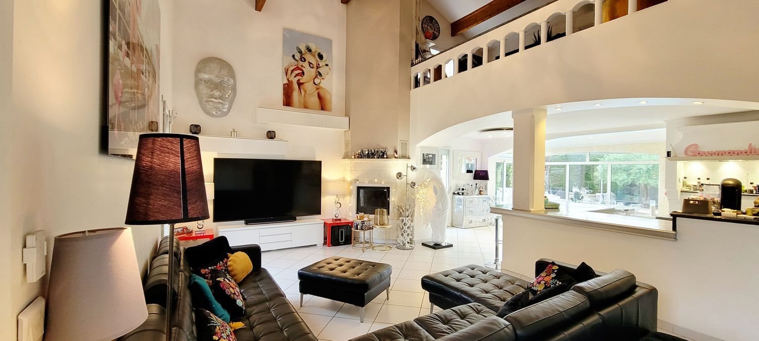Maison à vendre, 200m², L'Isle-d'Abeau