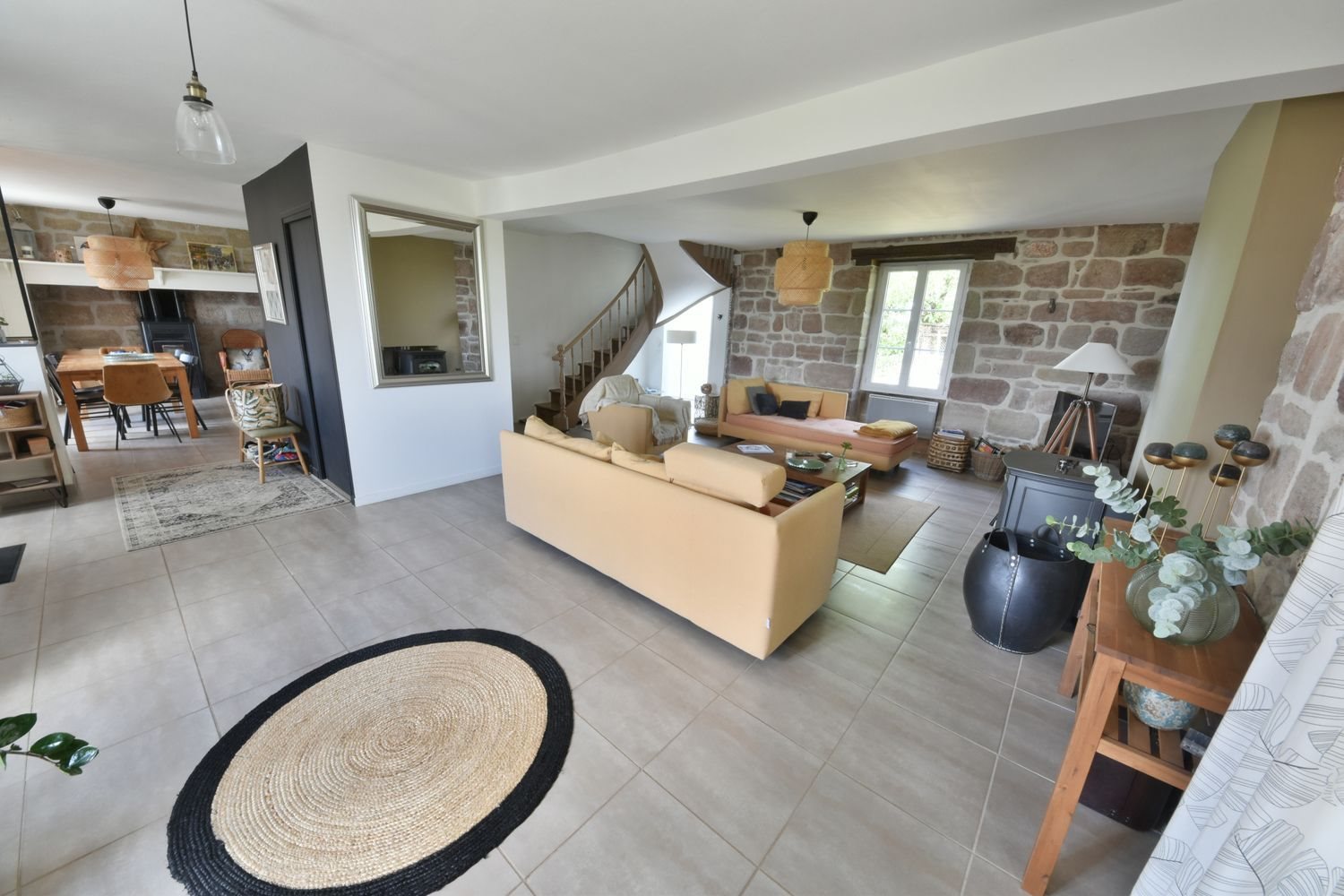 Maison à vendre, 195m², Saint-Pantaléon-de-Larche