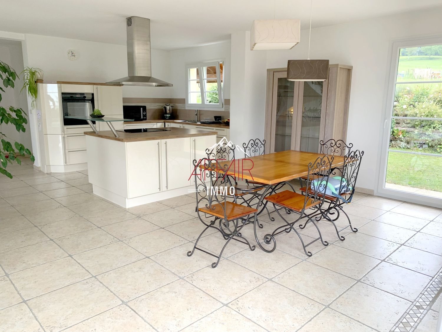 Maison à vendre, 142m², Neydens