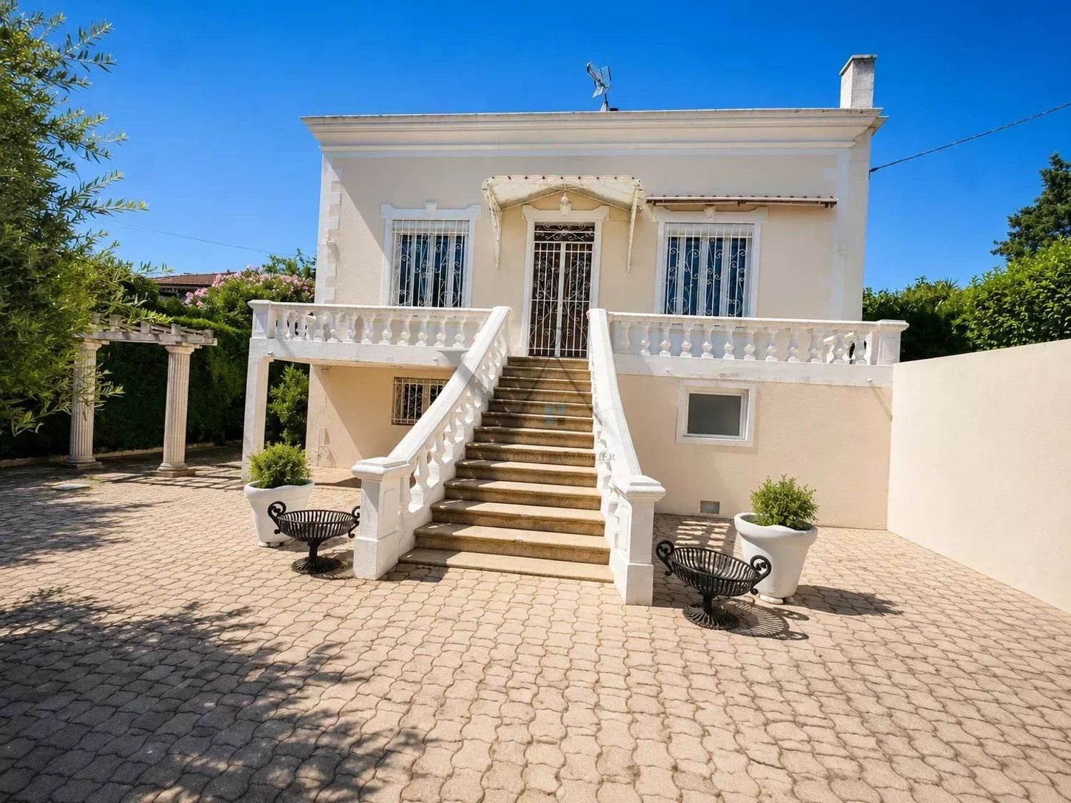 Maison à vendre, 207m², Montélimar