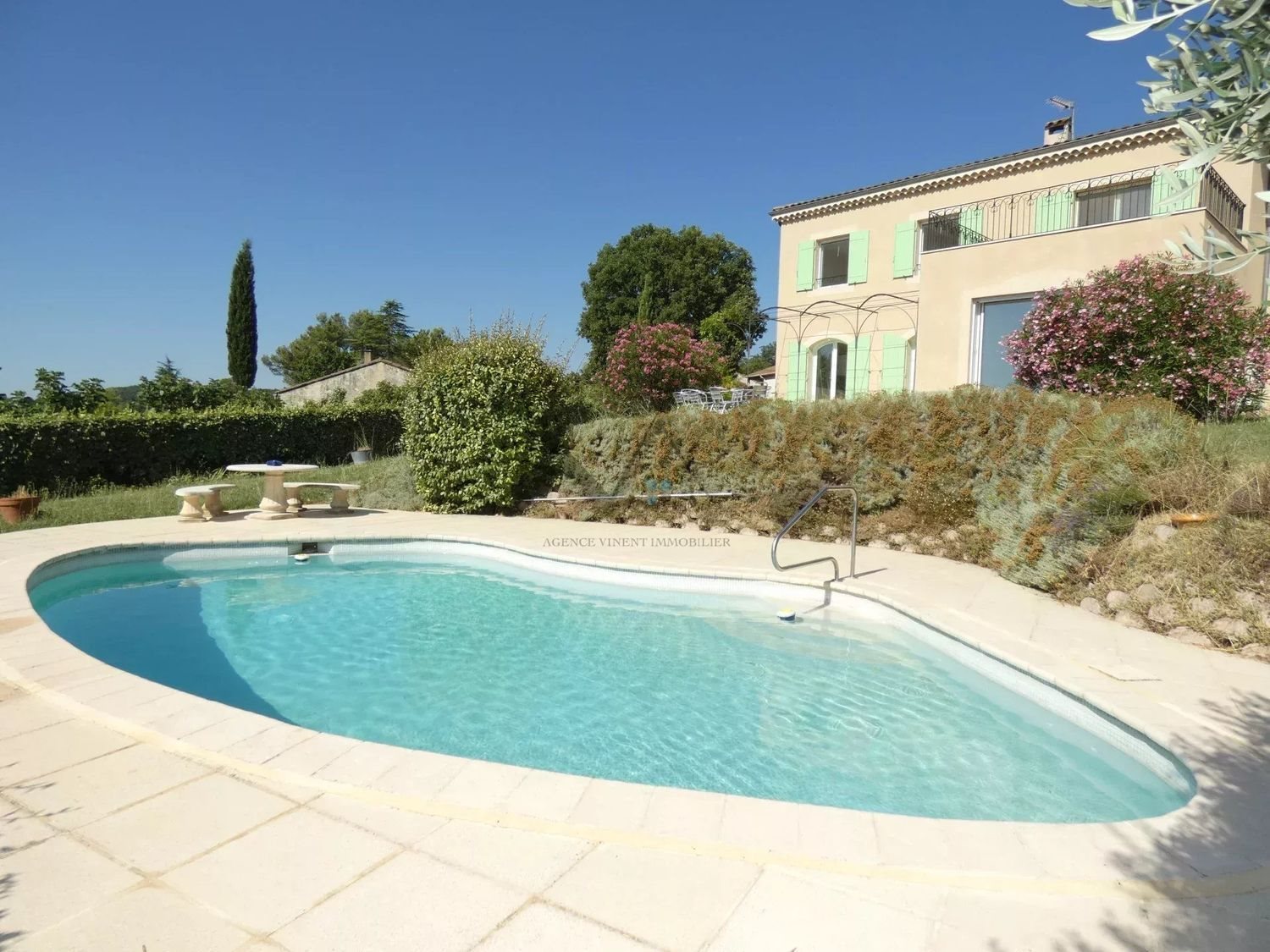 Maison à vendre, 185m², Bourg-Saint-Andéol