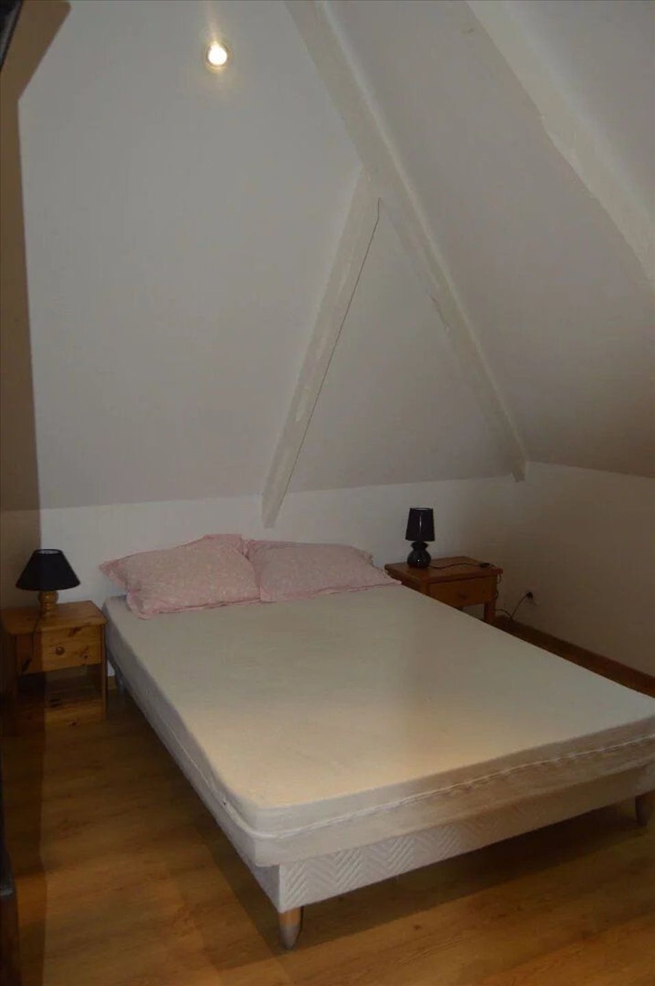 Appartement à louer, 26m², Plomodiern