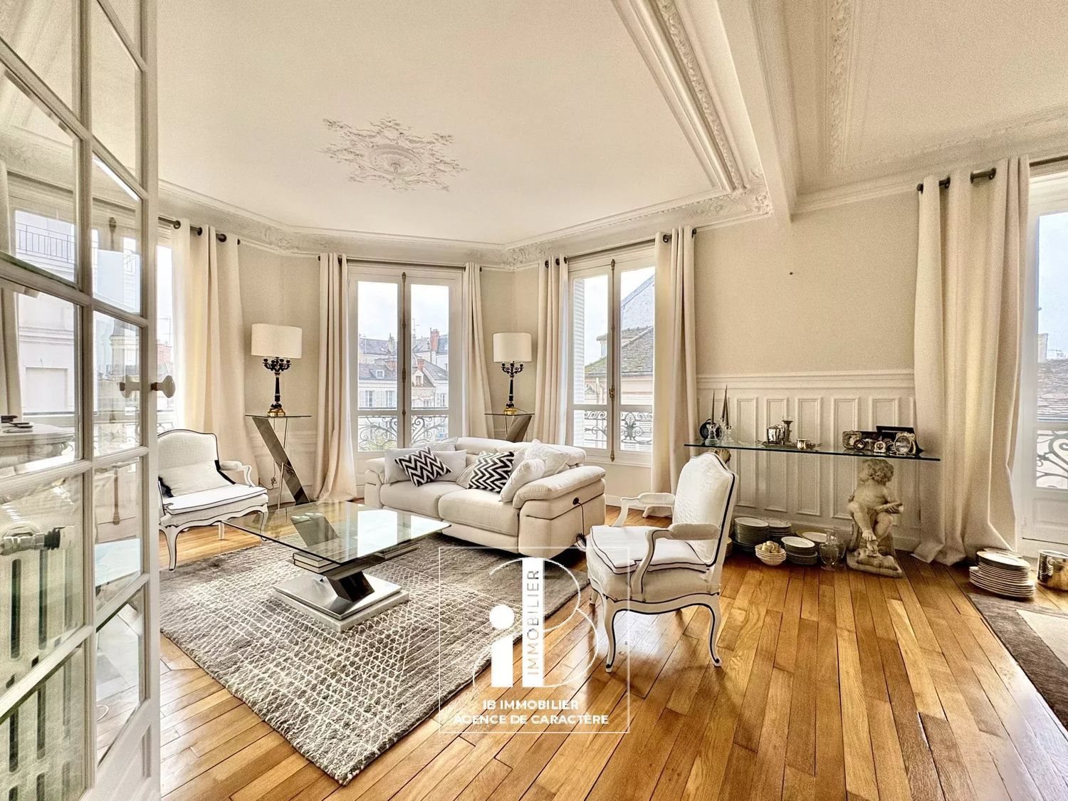 Appartement à vendre, 100m², Fontainebleau