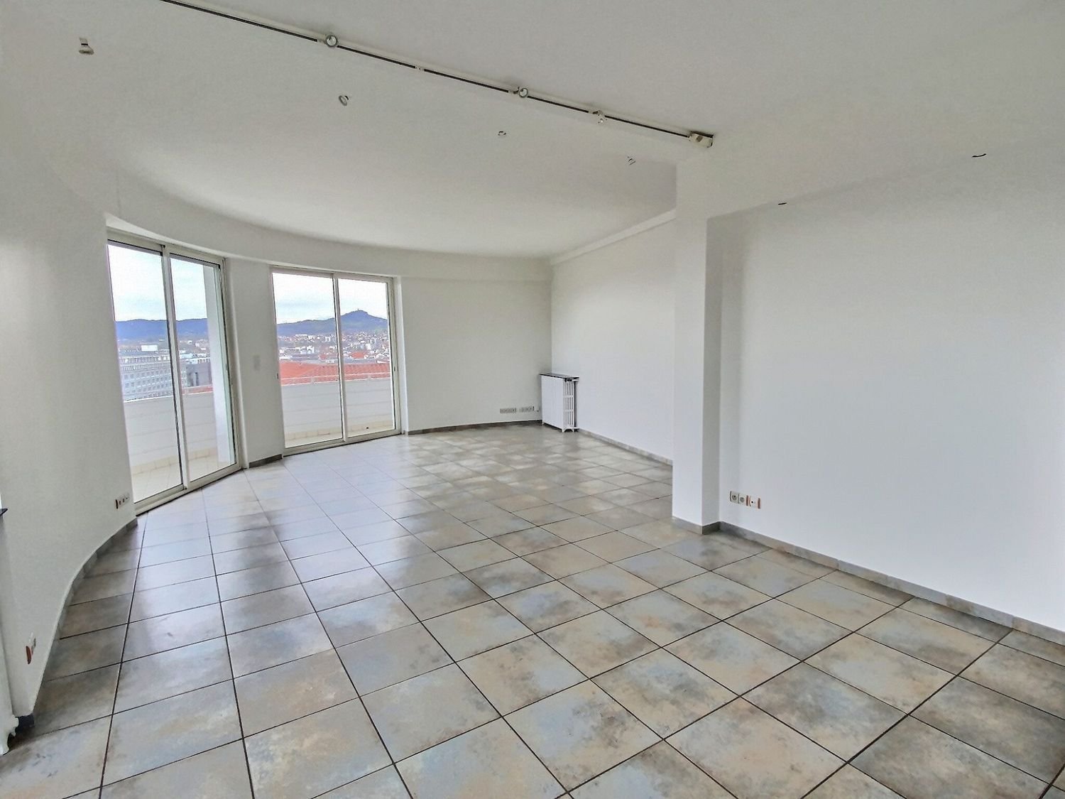 Appartement à louer, 120m², Clermont-Ferrand