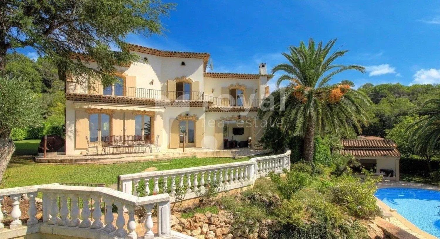 Maison à louer, 280m², Mougins