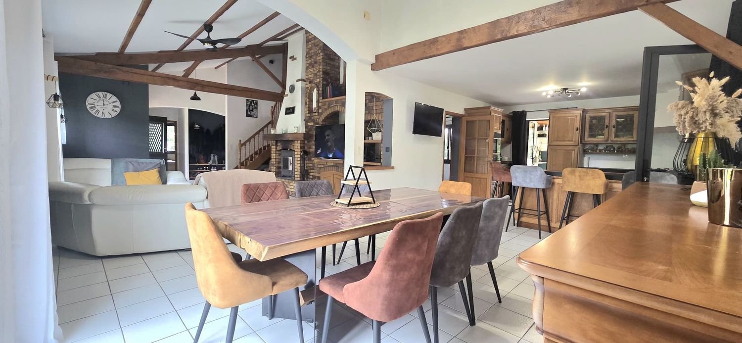 Maison à vendre, 190m², Saint-Avaugourd-des-Landes