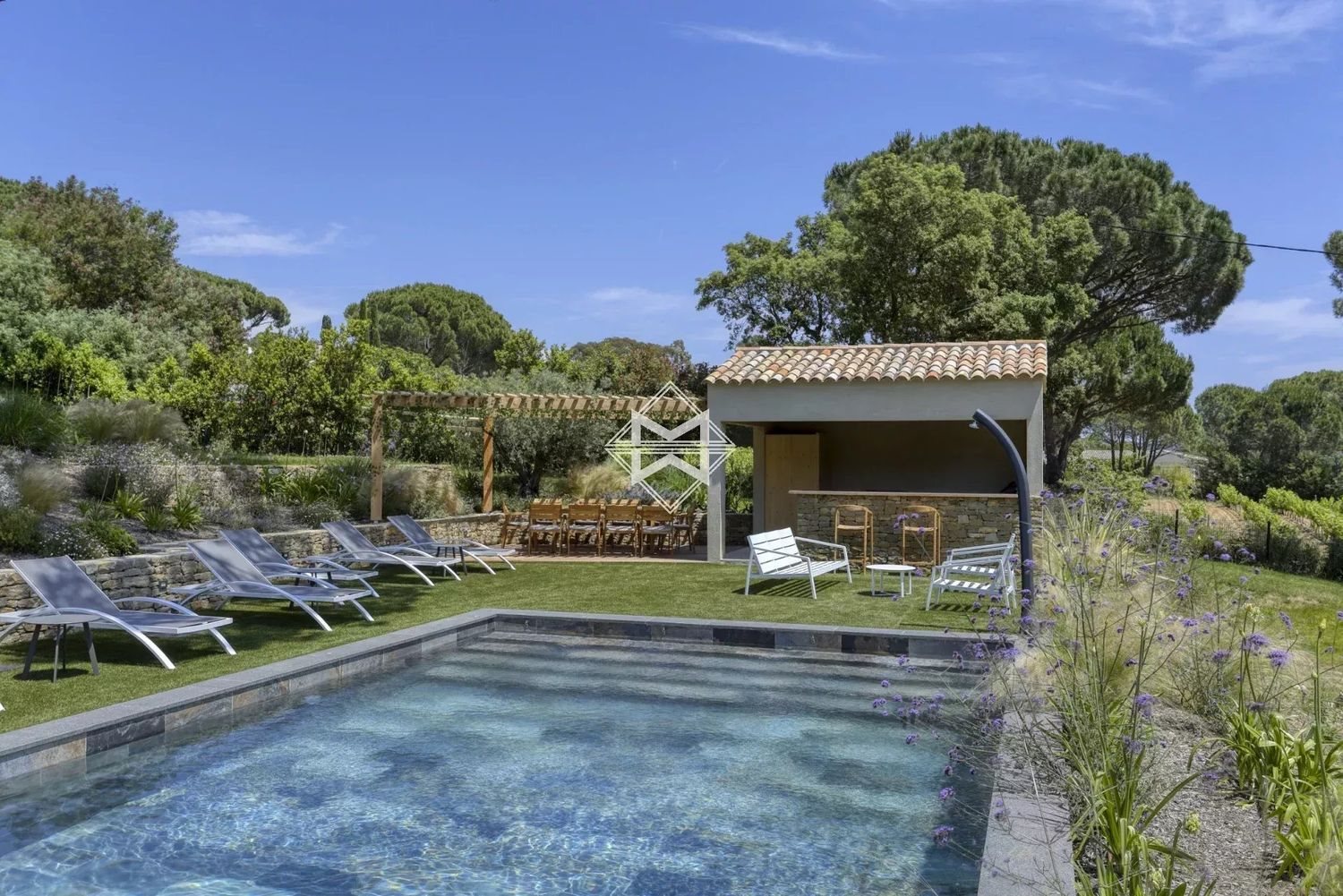 Maison à louer, 250m², Saint-Tropez