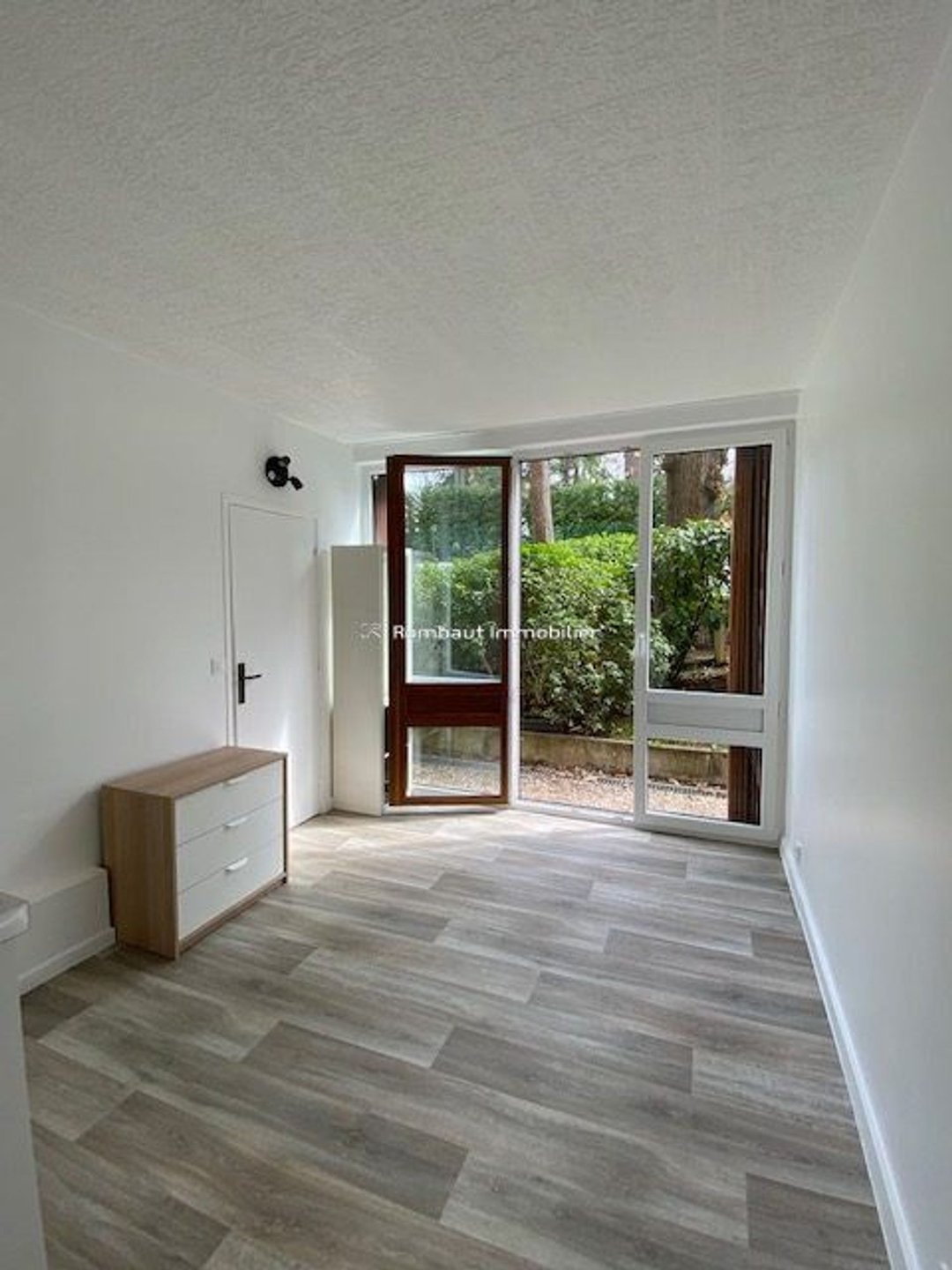 Appartement à louer, 13m², La Celle-Saint-Cloud