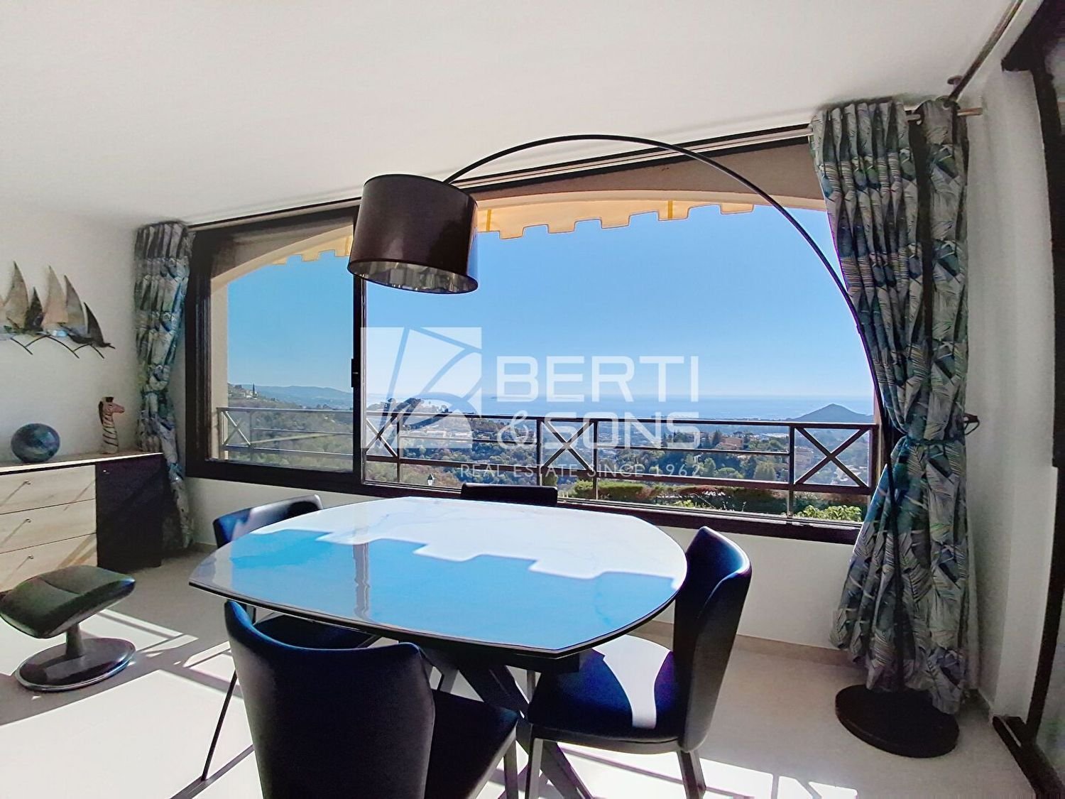 Appartement à louer, 82m², Mandelieu-la-Napoule