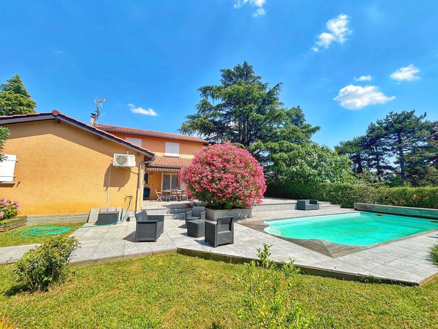 Maison à vendre, 170m², Saint-Priest
