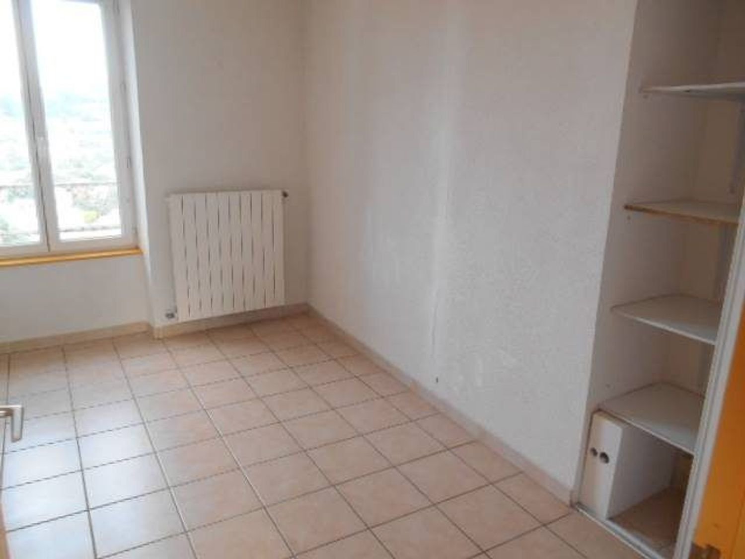 Appartement à louer, 56m², Cours-la-Ville