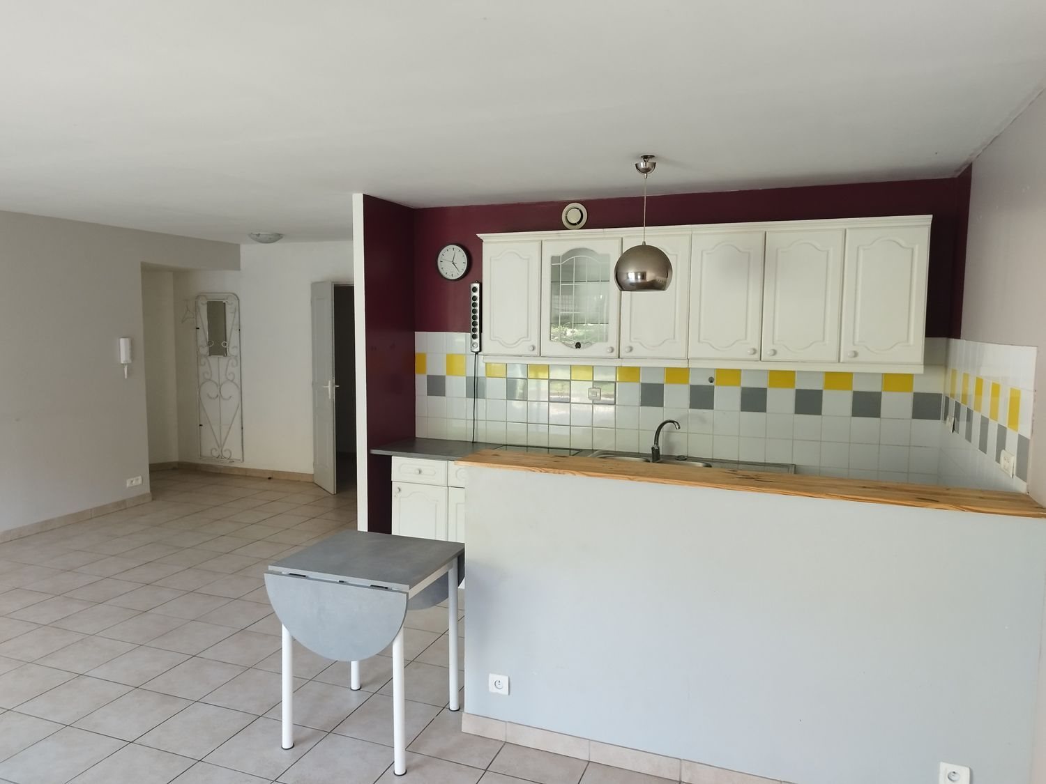 Appartement à vendre, 73m², Bourg-Argental