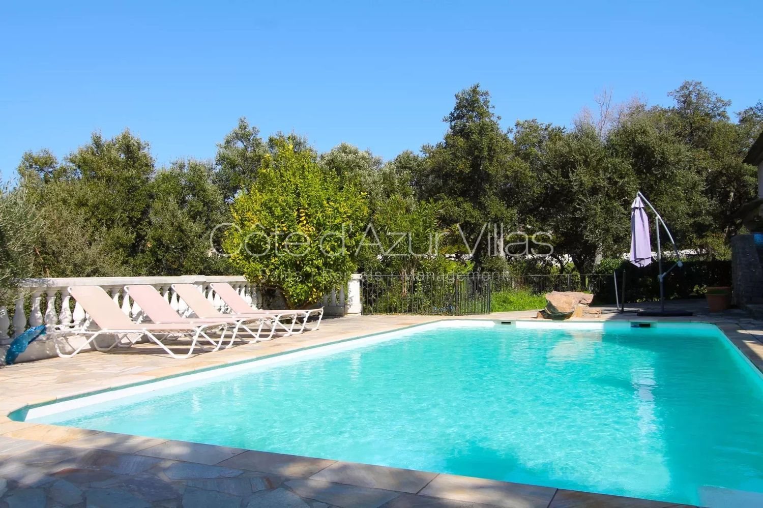 Maison à louer, 220m², Mandelieu-la-Napoule