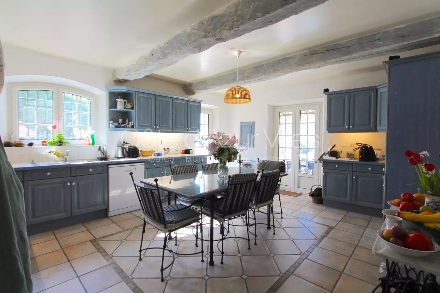 Maison à louer, 220m², Mandelieu-la-Napoule