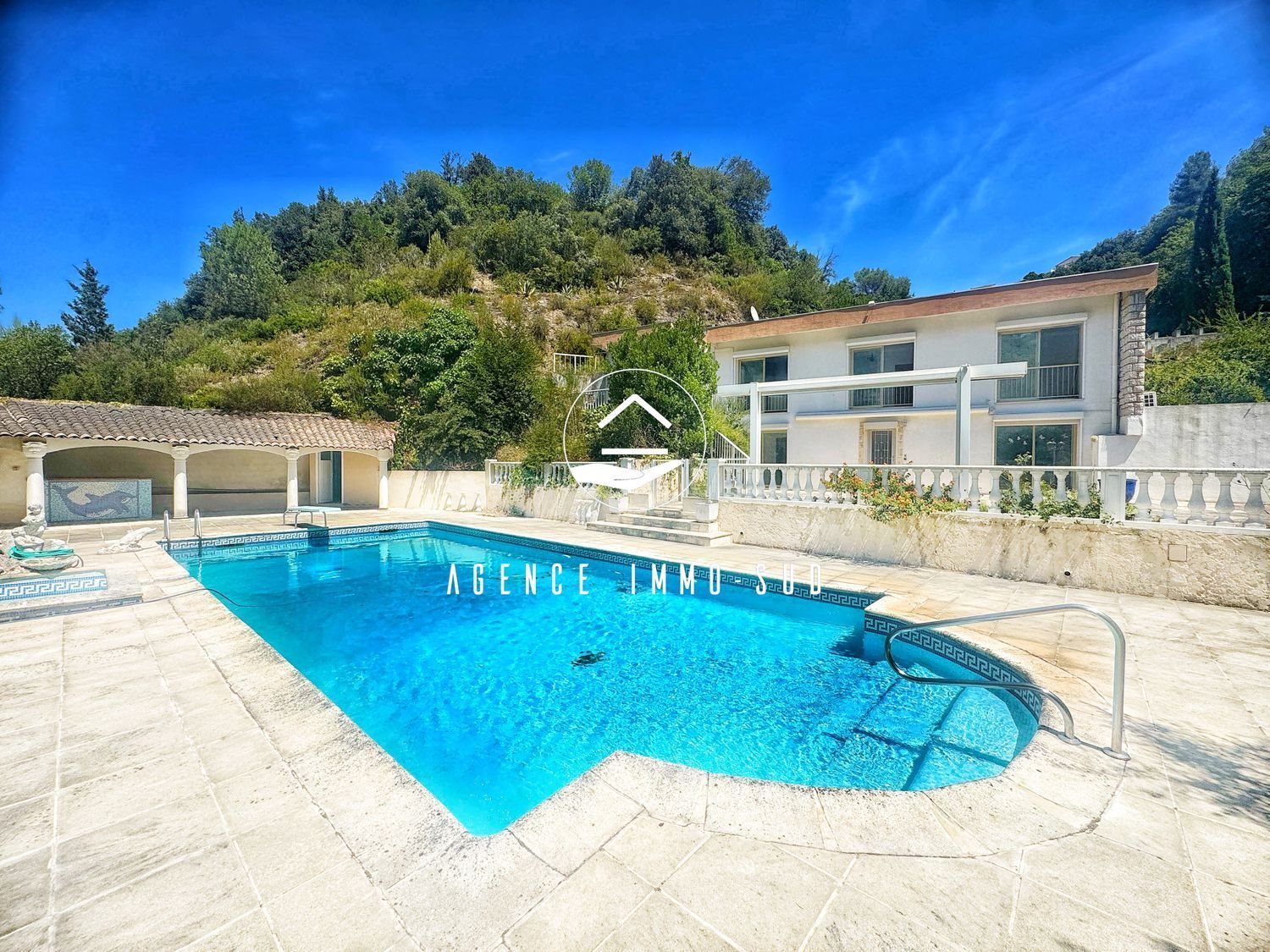 Maison à vendre, 345m², Cagnes-sur-Mer