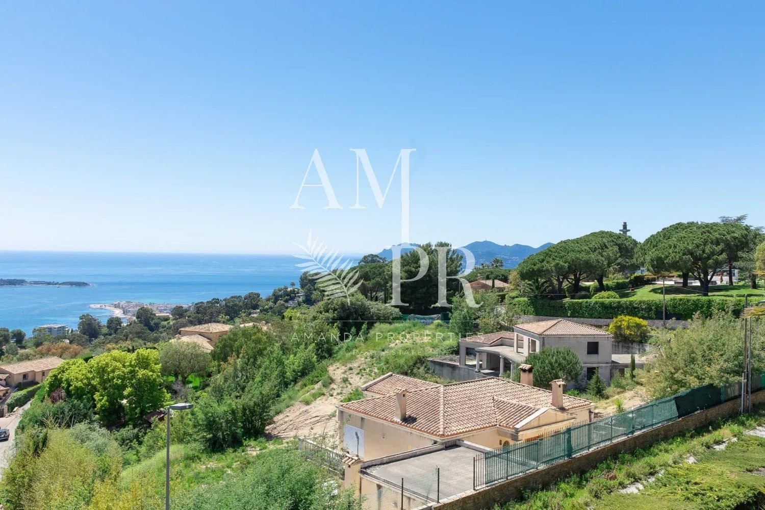 Maison à louer, 355m², Vallauris