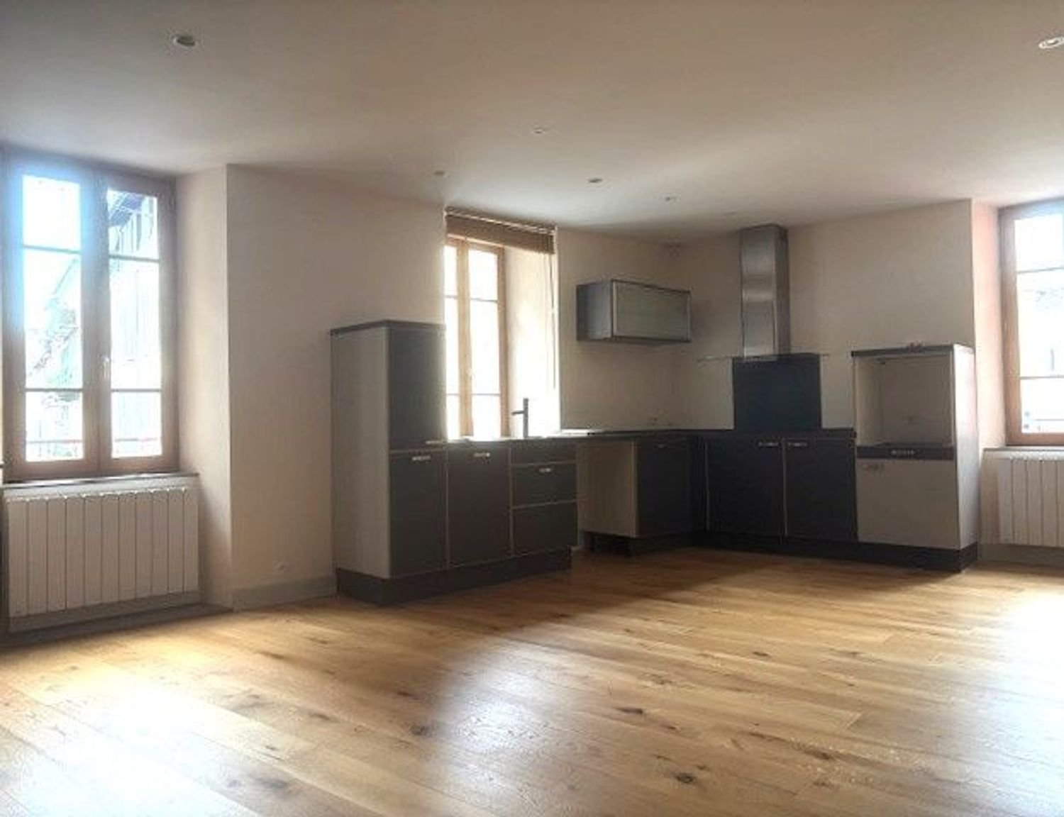 Appartement à louer, 75m², Bagnères-de-Bigorre