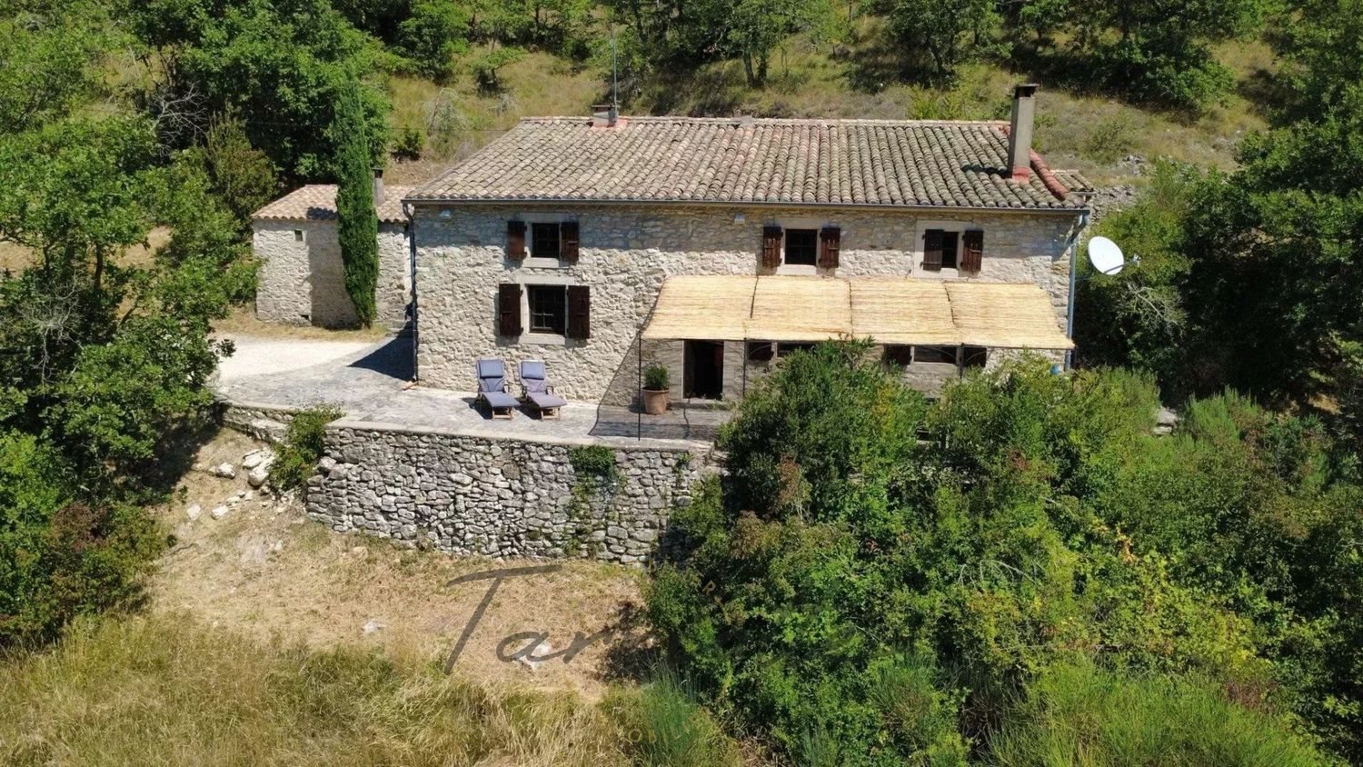 Maison à vendre, 76m², Montjoyer