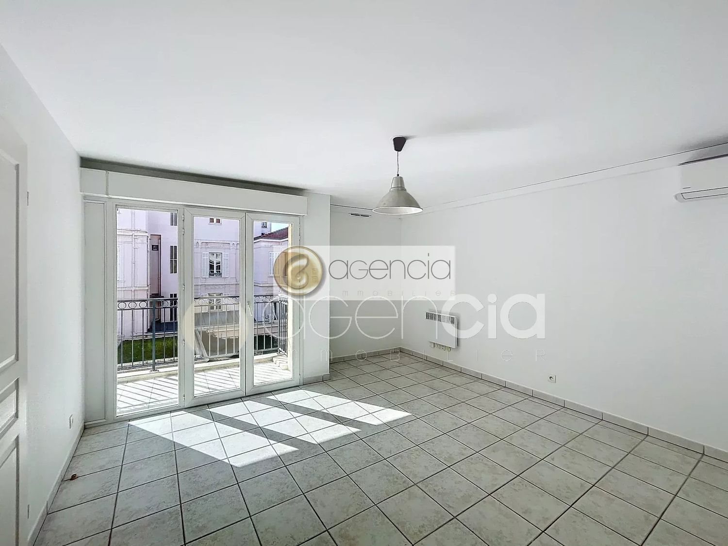 Appartement à louer, 37m², Cannes
