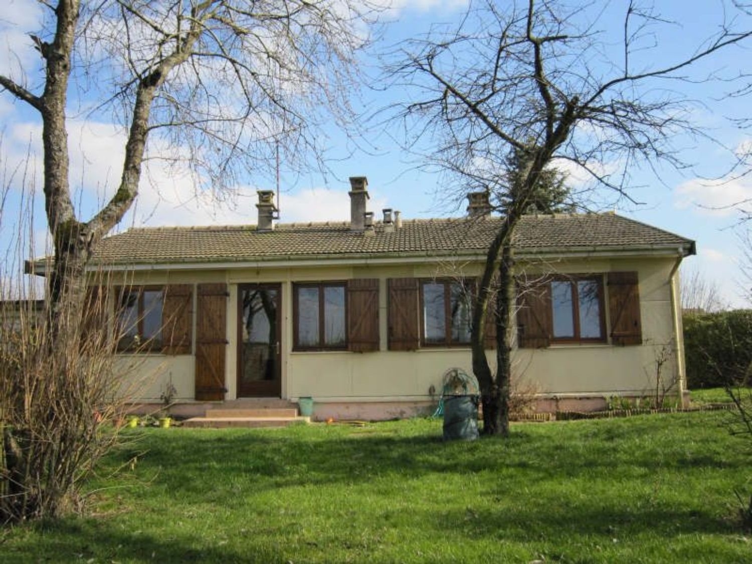 Maison à vendre, 80m², Serville