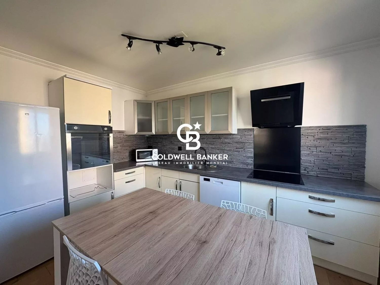 Appartement à louer, 61m², Annemasse