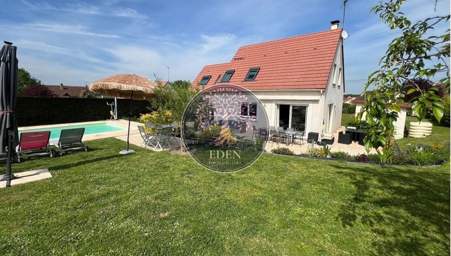 Maison à vendre, 137m², Tréon