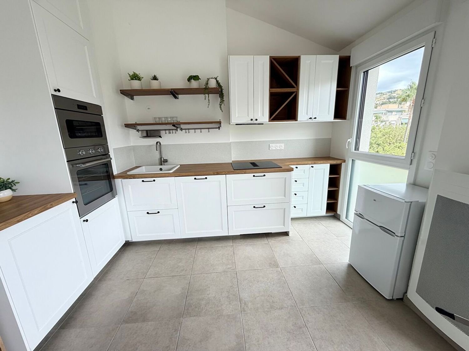 Appartement à louer, 63m², Nice