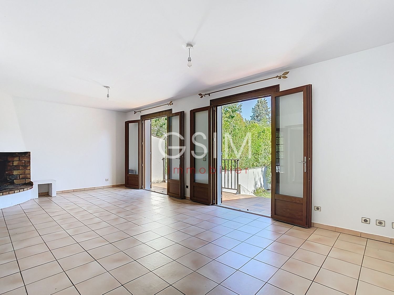 Maison à louer, 173m², Garches